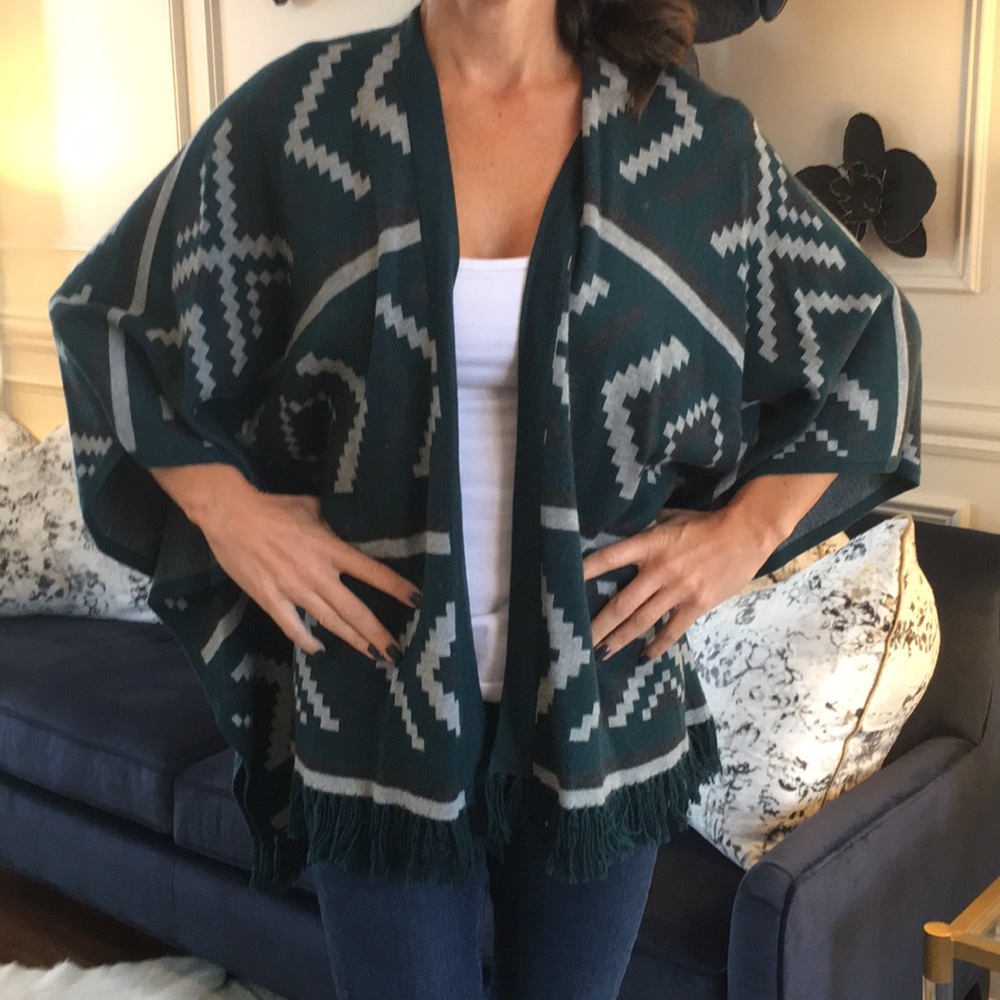 Left on Houston shawl/cardigan